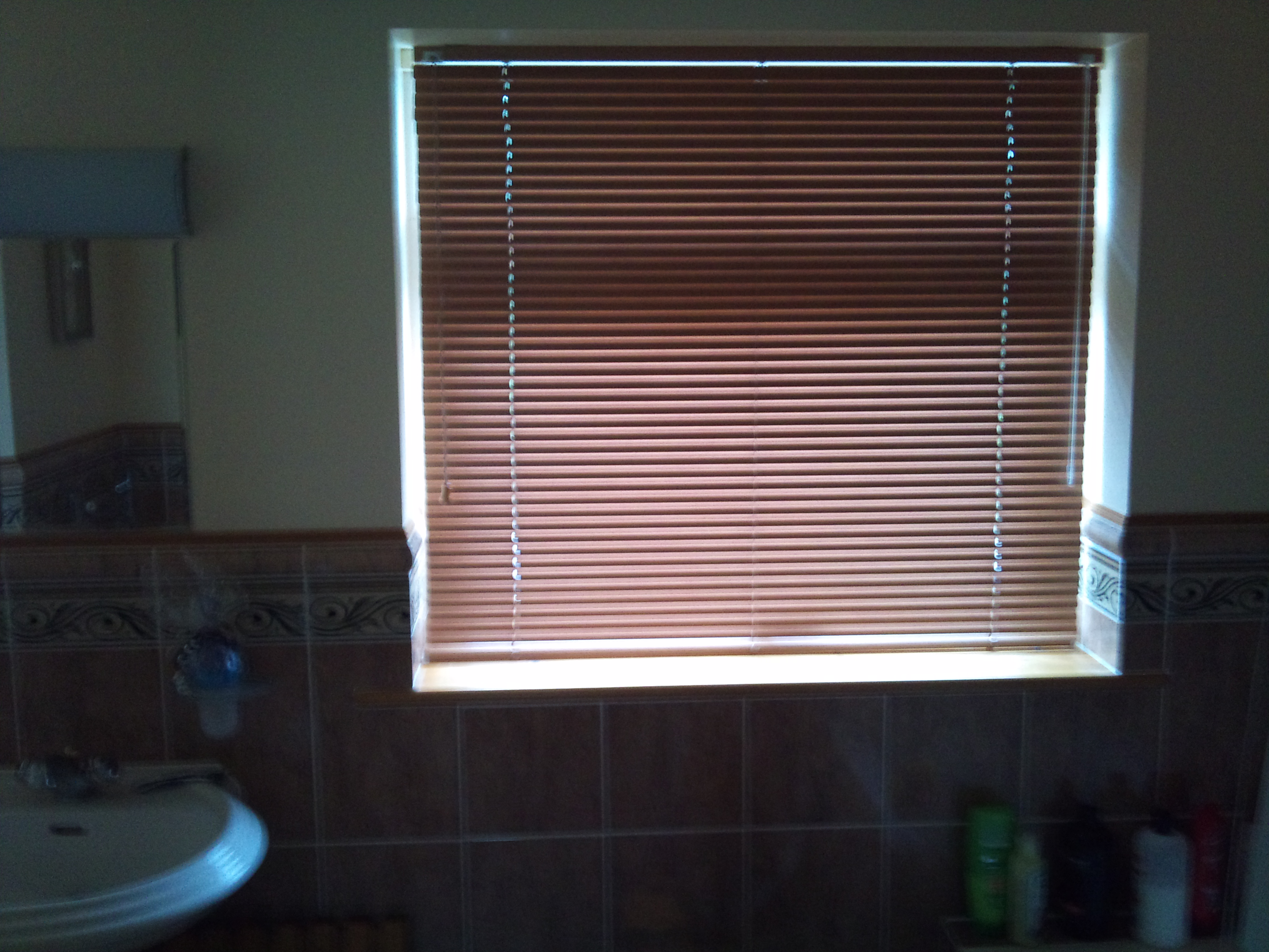 Bathroom Window Roller Blinds venetian window blinds plymouth Bathroom Window Roller Blinds venetian window blinds plymouth